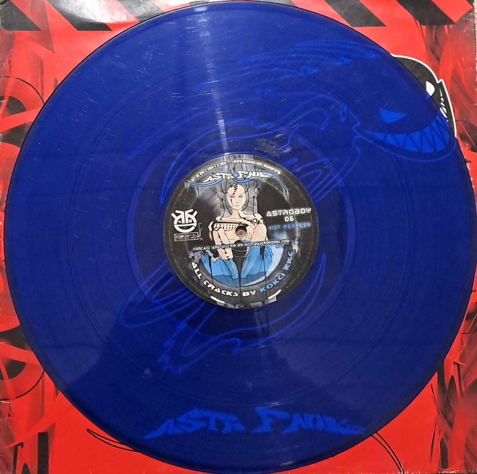Astroboy 06 (bleu transparent) - vinyle tribecore